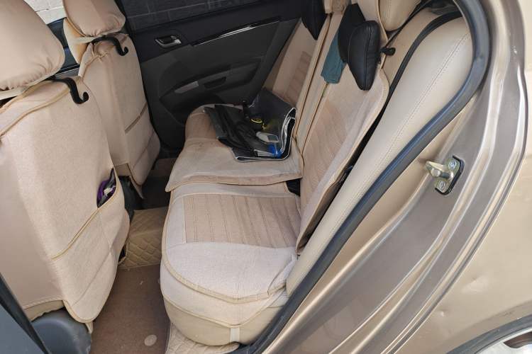 Used Geely Auto Classic Emgrand 2013 Sedan 1.5L Manual Entry-Level Model