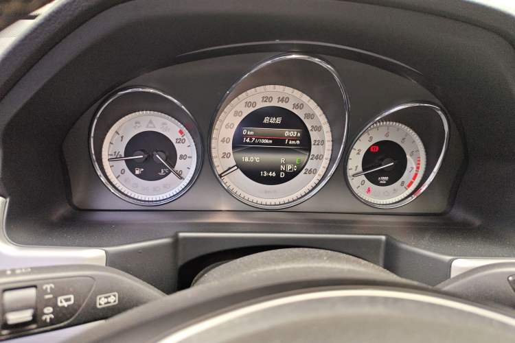 Used Mercedes-Benz GLK-Class 2013 Facelift GLK 300 4MATIC Fashion Edition