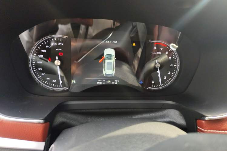 Used Roewe RX5 2016 30T Four-Wheel Drive Automatic Internet Smart Luxury Edition
