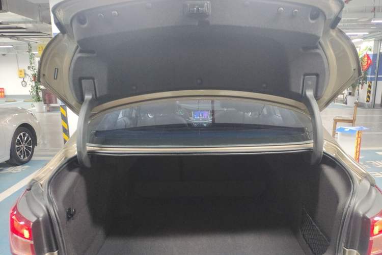 Used Buick Verano 2015 Sedan 20T Dual-Clutch Leading Model
