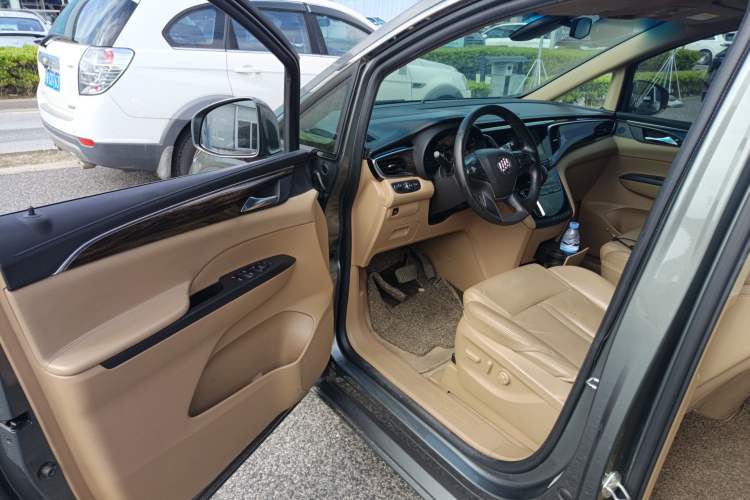Used Buick GL8 2017 ES 28T Luxury Model China V Standard