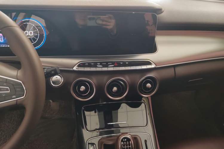 Used Leopaard Mattu 2018 1.6T GDI Manual Elite Model