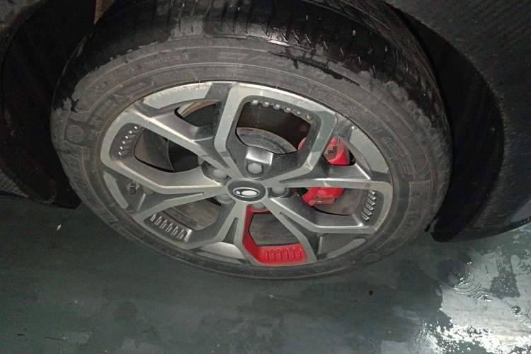 Used ORA Good Cat GT 2022 Mulan Edition 480km Long-Range续航 Right Front Wheel Hub