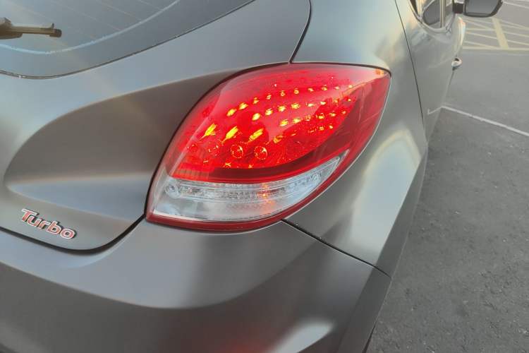 Used Hyundai Veloster 2012 1.6T Automatic Luxury Edition