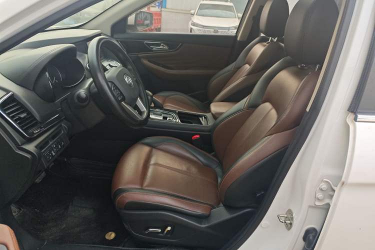 Used Dongfeng Aeolus AX7 2018 Classic 1.6T Automatic Prestige Model
