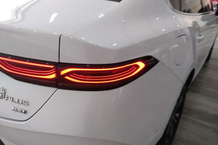 Used BYD Qin PLUS 2025 DM-i Smart Drive 120KM Superior Model