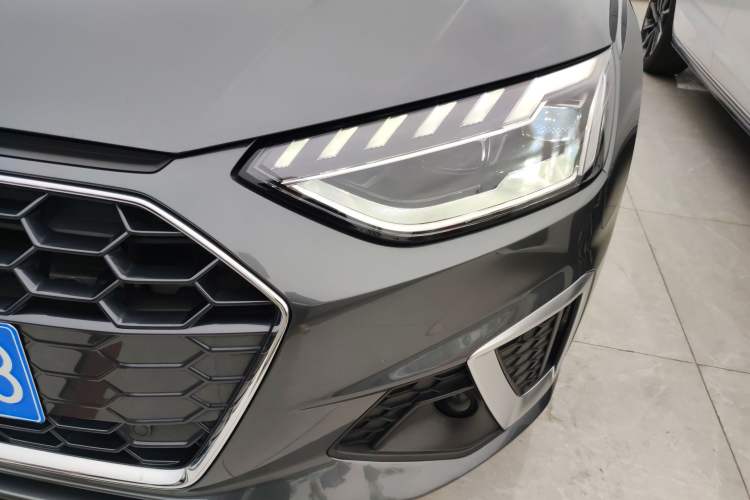 Used Audi A4L 2020 40 TFSI Luxury Dynamic Model
