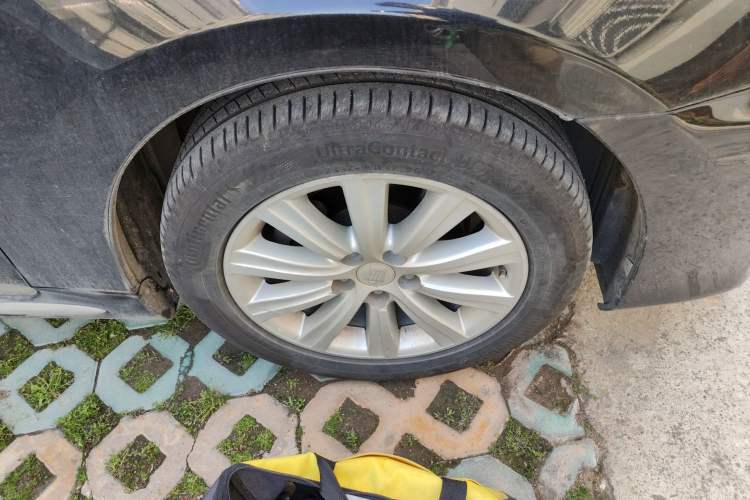 Used Toyota Crown 2012 2.5L Royal Leather Edition Right Front Wheel Hub