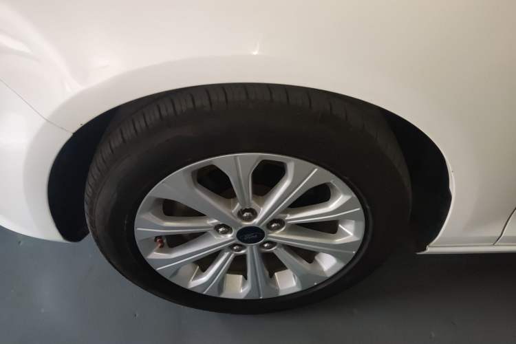 Used Ford Escort 2017 Happiness Edition 1.5L Automatic Fashion Version