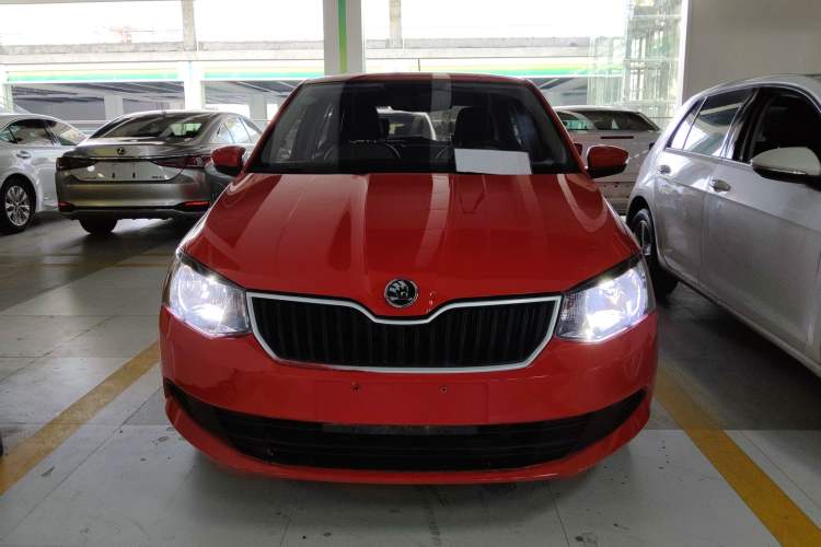 Used Skoda Fabia 2016 1.4L Automatic Car Enjoy Edition
