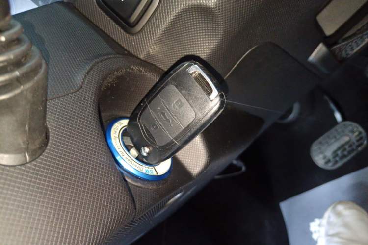 Used Wuling Hongguang MINIEV 2020 Zizai Version Lithium-NMC Interior 1