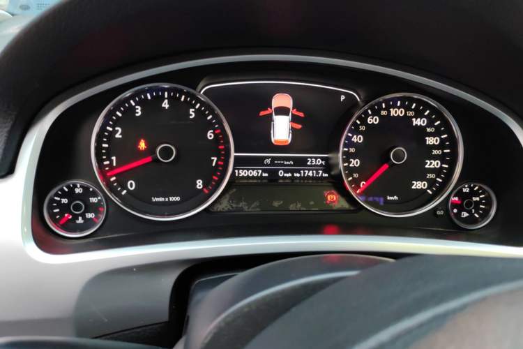 Used Volkswagen Touareg 2011 3.0 TSI Standard Version
