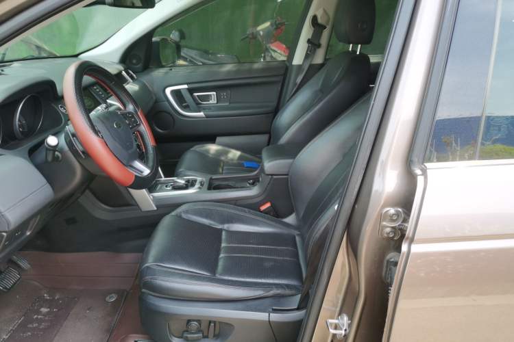 Used Land Rover Discovery Sport 2016 2.0T HSE Left Front Seat