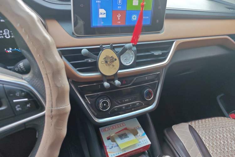 Used Wuling Hongguang S3 2018 1.5L Manual Luxury Model China V Standard
