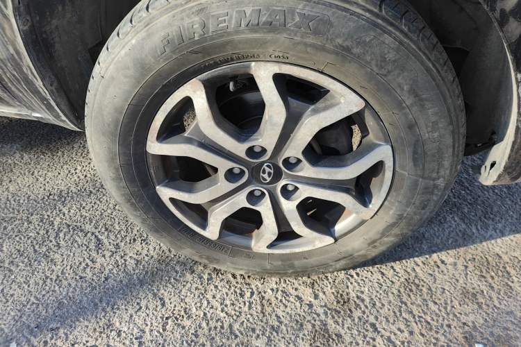 Used Hyundai Tucson 2013 2.0L Manual Two-Wheel Drive Fashion Edition