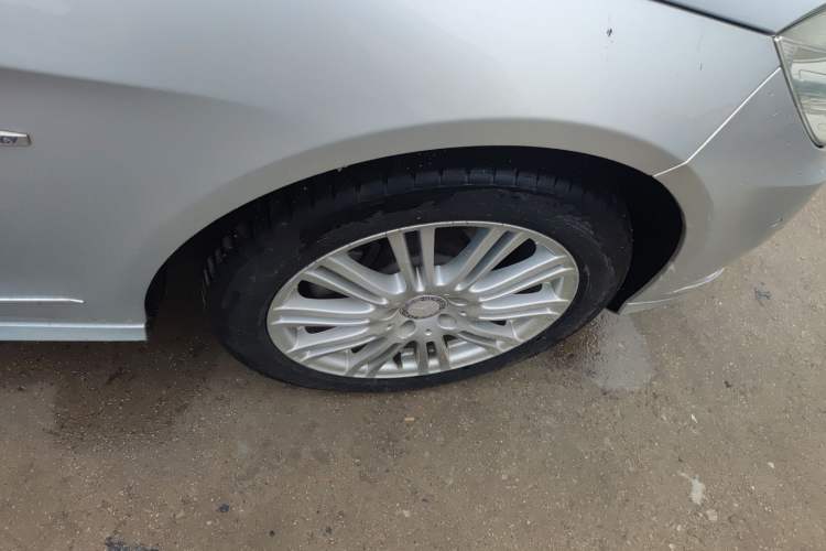 Used Mercedes-Benz E-Class 2010 E 200 CGI Elegant Model