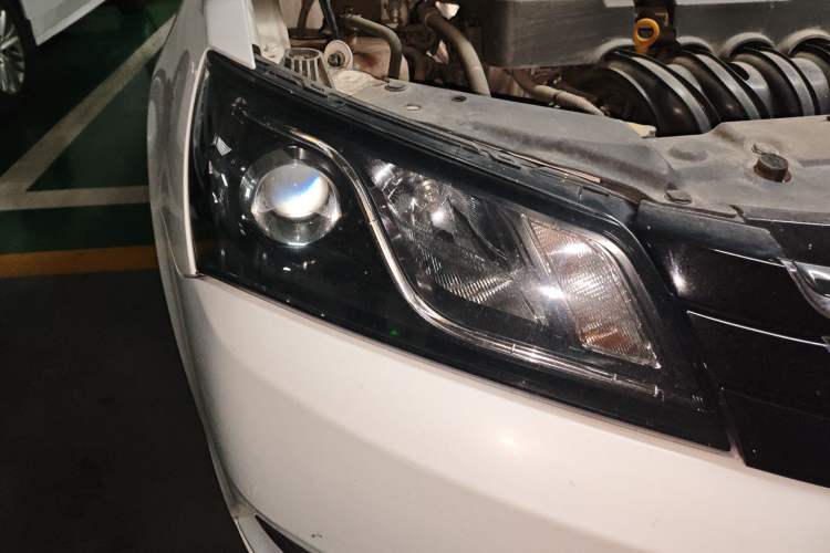 Used Geely Auto Emgrand 2016 Sedan 1.5L Manual Fashion Edition
