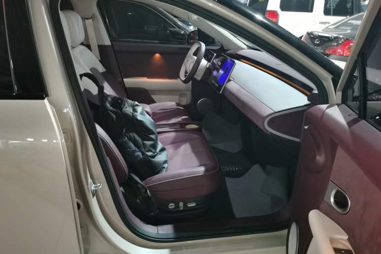 Used firefly firefly 2025 Illuminated Edition