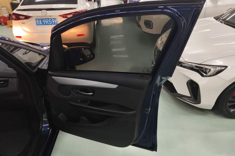 Used BMW 2 Series Active Tourer 2016 218i Fashion Model