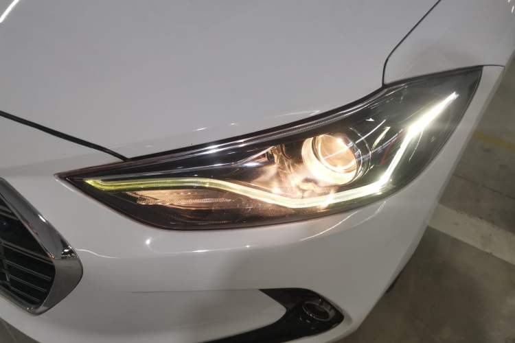 Used Hyundai Elantra (6th Generation / Lingdong) 2019 1.4T Dual-Clutch Xuan Dong · Dynamic Model Left Front Headlight