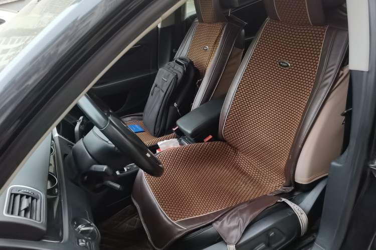 Used Volkswagen Magotan 2013 1.8TSI Luxury Model Left Front Seat