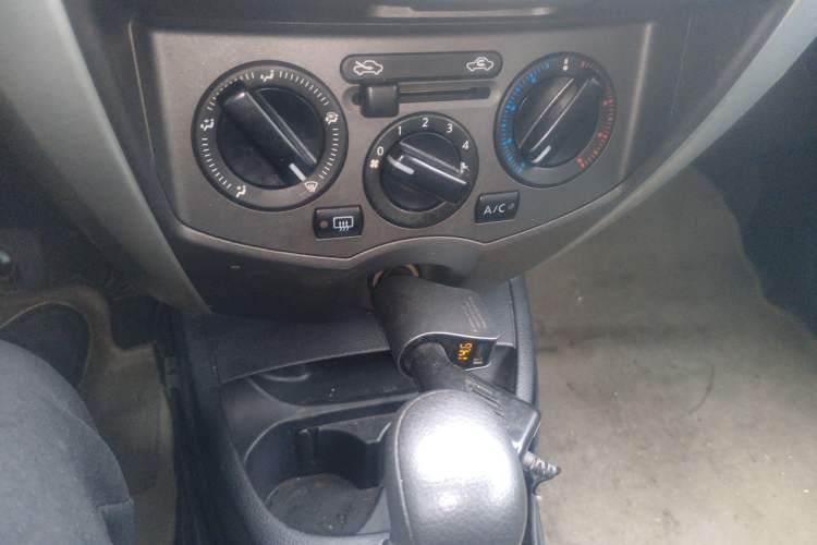 Used Nissan Livina 2013 Jinrui 1.6XL CVT Comfort Edition