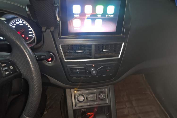 Used Bestune X40 2017 1.6L Automatic Prestige Edition
