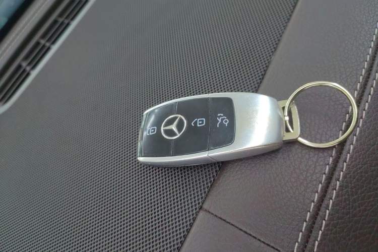 Used Mercedes-Benz E-Class 2019 E 300 L Luxury Model