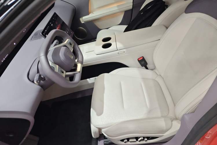 Used Avatr 06 2025 Pro Range-Extended Edition Left Front Seat