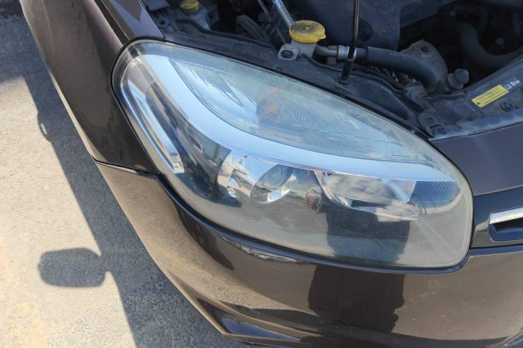 Used Renault Koleos 2014 Revised Version 2.5L Two-Wheel Drive Comfort Edition