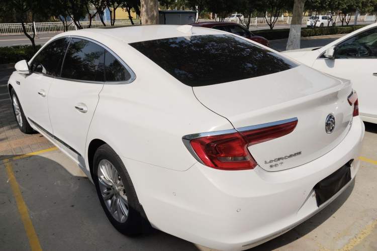 Used Buick LaCrosse 2018 20T Luxury Model