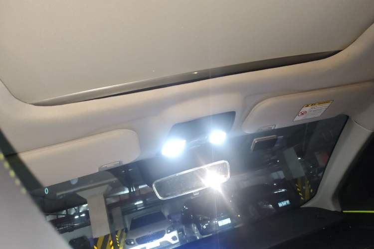 Used NETA U 2022 NETA U-Ⅱ 400 Lithium-Ion Battery