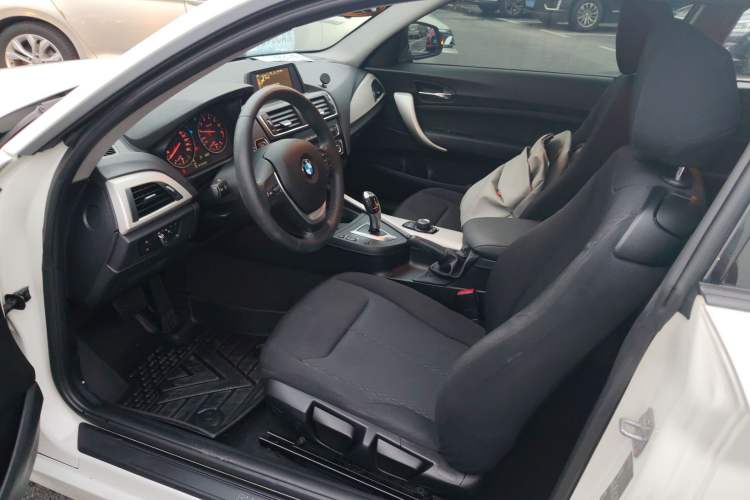 Used BMW 2 Series 2015 218i
