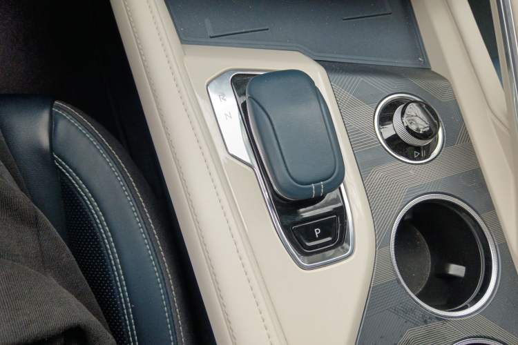 Used Zeekr 001 2023 WE Edition 100 kWh Gear Lever