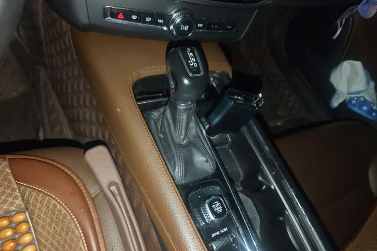 Used Volvo S90 2018 T5 Zhiyuan Edition
