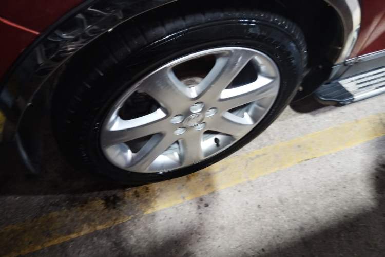 Used Buick Encore 2014 1.4T Manual Two-Wheel Drive Urban Sport Model
