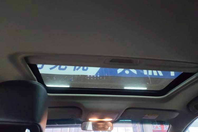 Used Chevrolet Monza 2019 Redline 320T Dual-Clutch Sporty Version China VI Standard