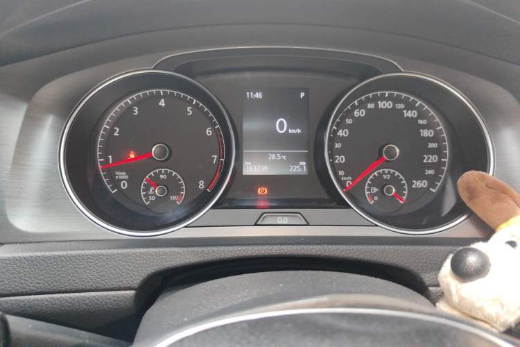 Used Volkswagen Golf 2015 1.4TSI Automatic Comfort Model Instrument Cluster