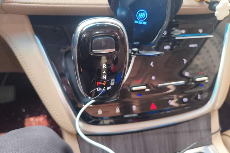 Used Buick GL8 2020 ES Land Cruiser 653T Luxury Model
