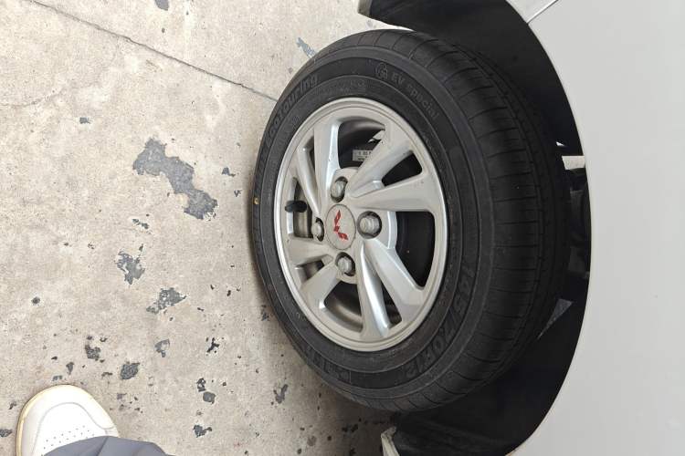 Used Wuling Hongguang MINIEV 2020 Enjoyment Model Lithium Iron Phosphate Exterior 3