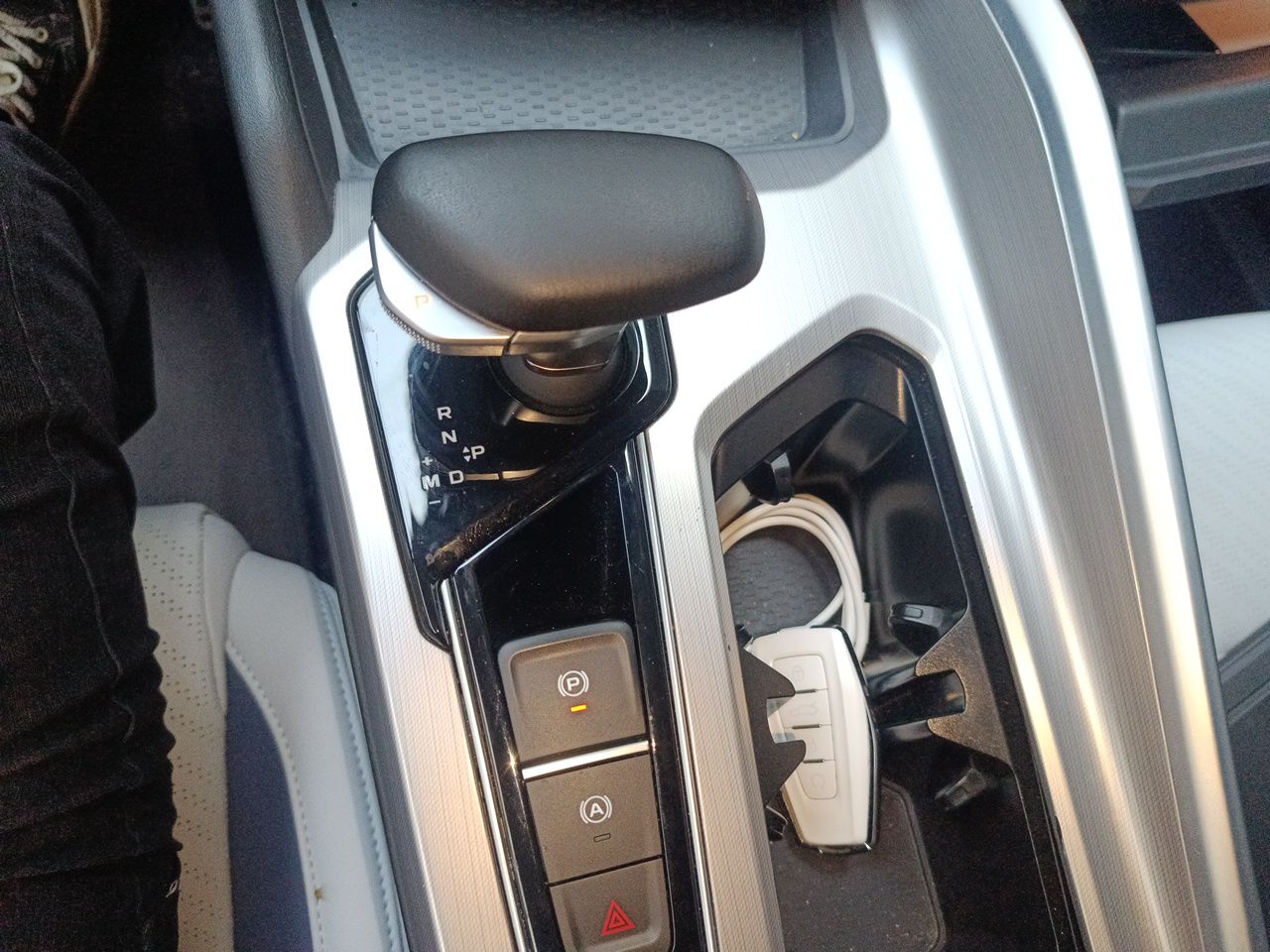 Geely Auto Preface 2023 2.0TD Prestige Version — снимка 12