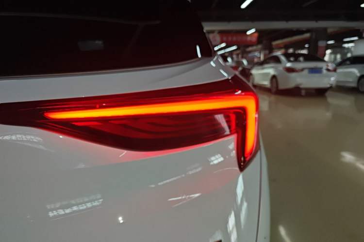 Used Buick Velite 6 2023 430km Range Commuter Version
