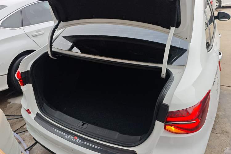 Used Chevrolet Monza 2019 RS 330T Automatic Comfort Edition China VI Standard