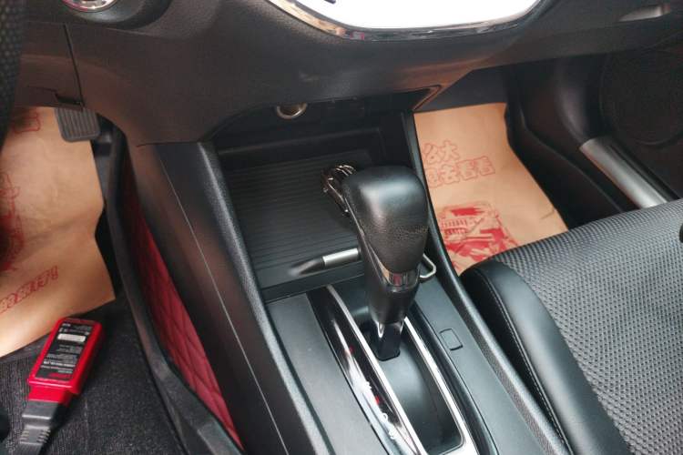 Used Honda Jade 2014 1.8L Automatic Comfort Elite Version 5 Seats
