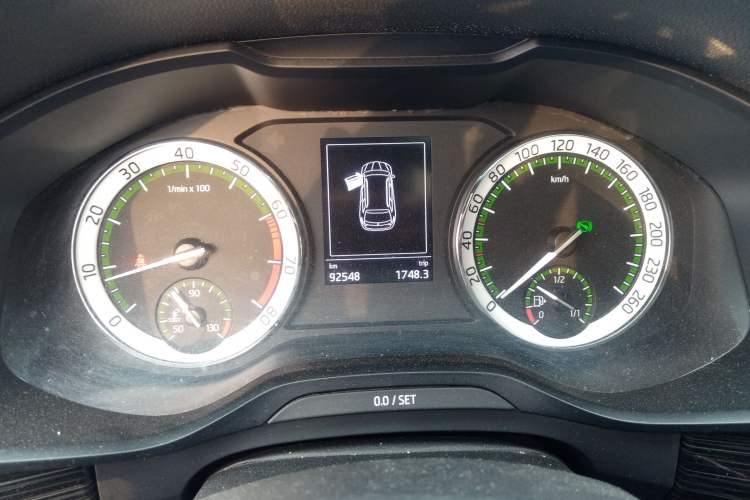 Used Skoda Kodiaq 2018 Facelifted TSI330 5-Seater Two-Wheel-Drive Luxury Enjoyment Edition