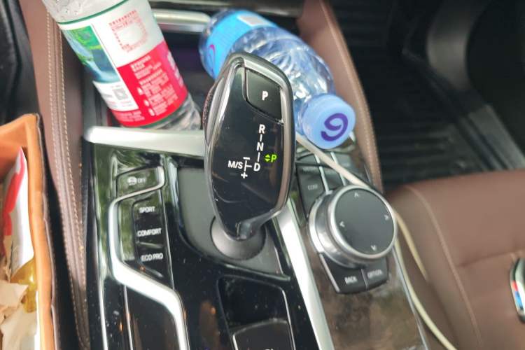 Used BMW 5 Series 2022 Second Facelift 525Li M Sport Package
