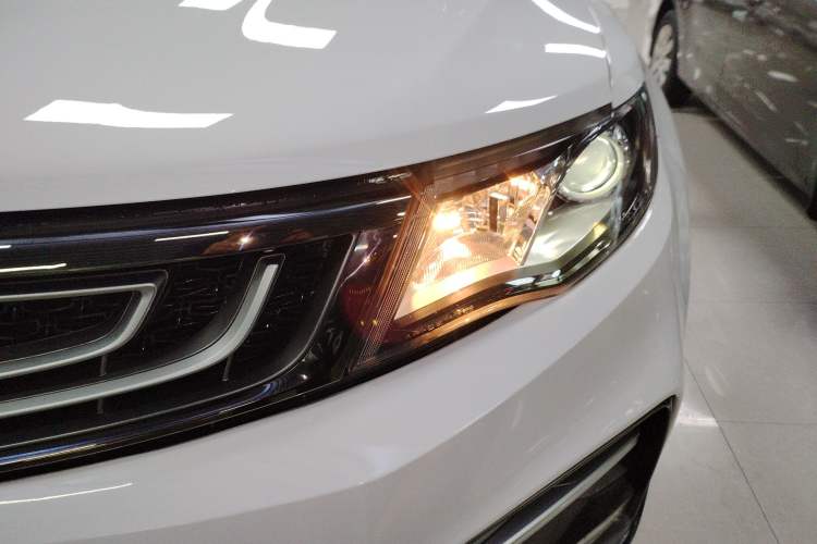 Used Geely Auto Emgrand X7 Sport 2020 1.8TD DCT Two-Wheel Drive Zhiya Model