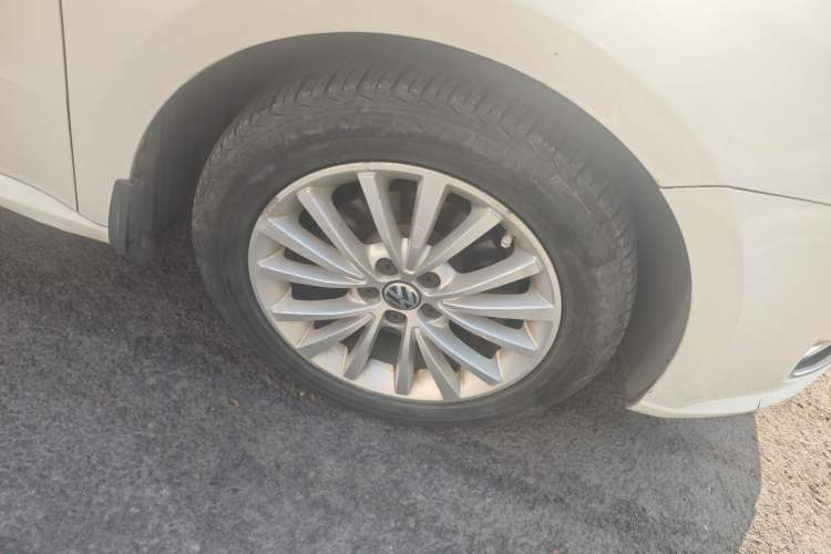 Used Volkswagen Lavida 2013 1.4TSI DSG Luxury Edition