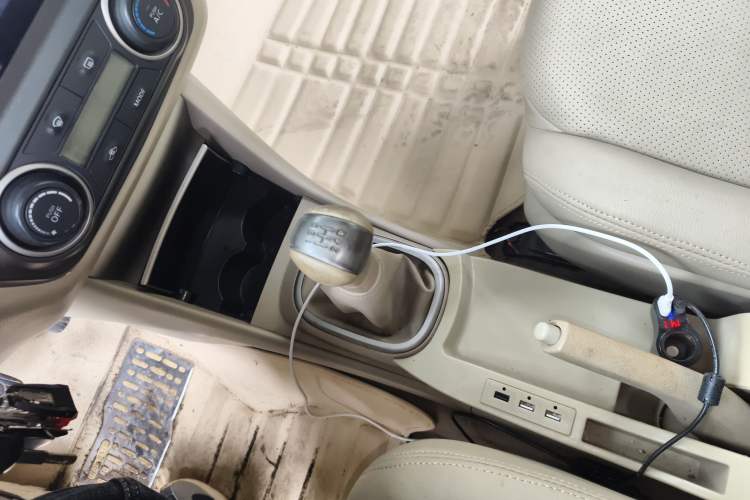 Used Nissan Sylphy 2012 Classic 1.6XE Manual Comfort Edition Gear Lever