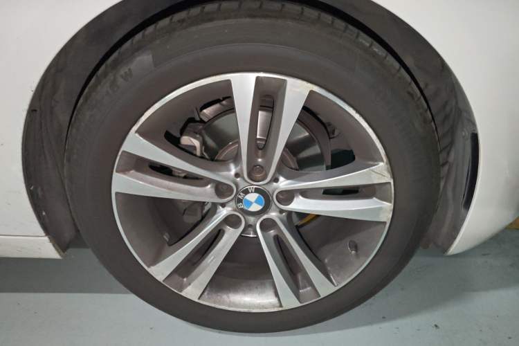 Used BMW 3 Series GT 2014 320i Design Package Model